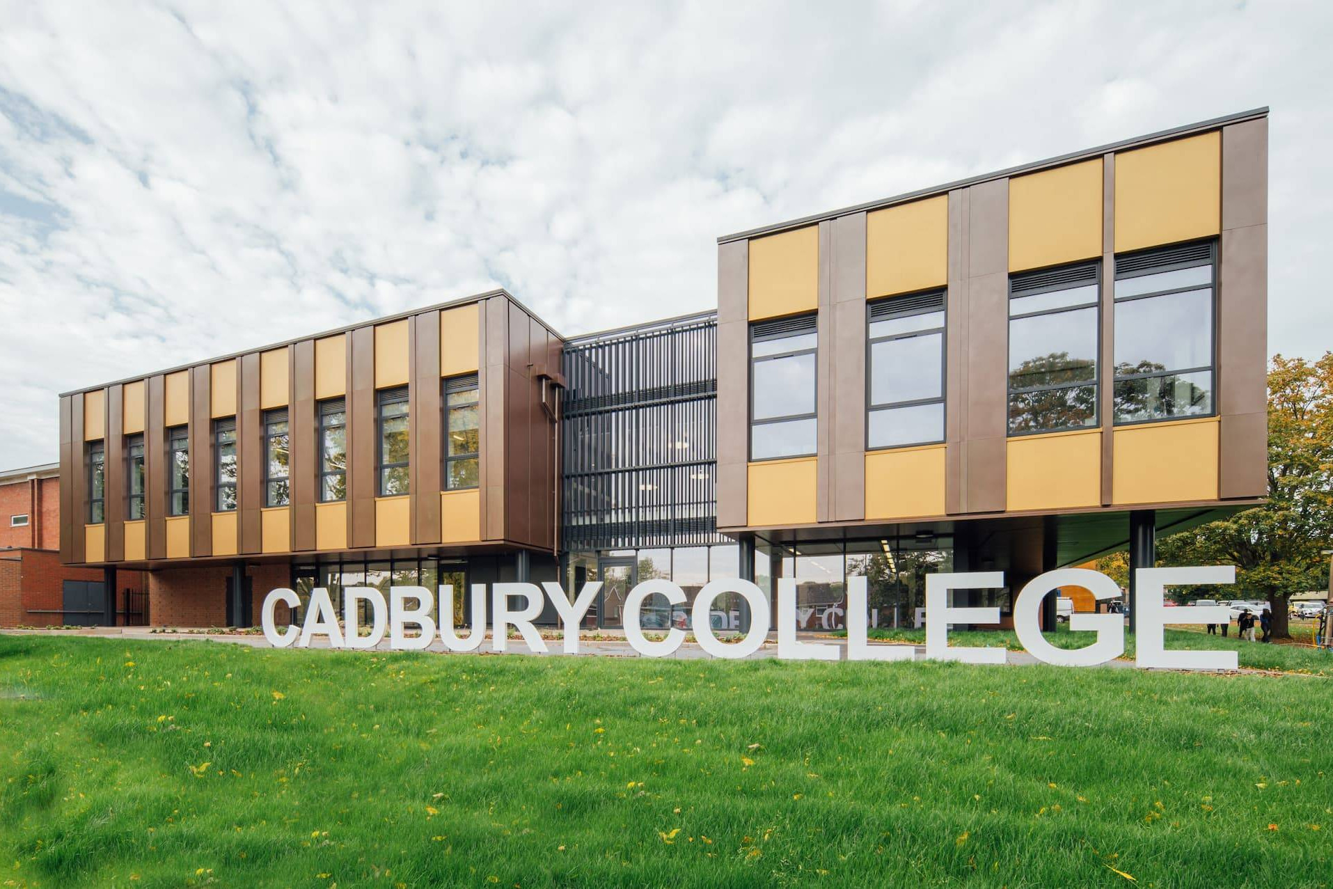 Digital design and Development Building at CadCol
